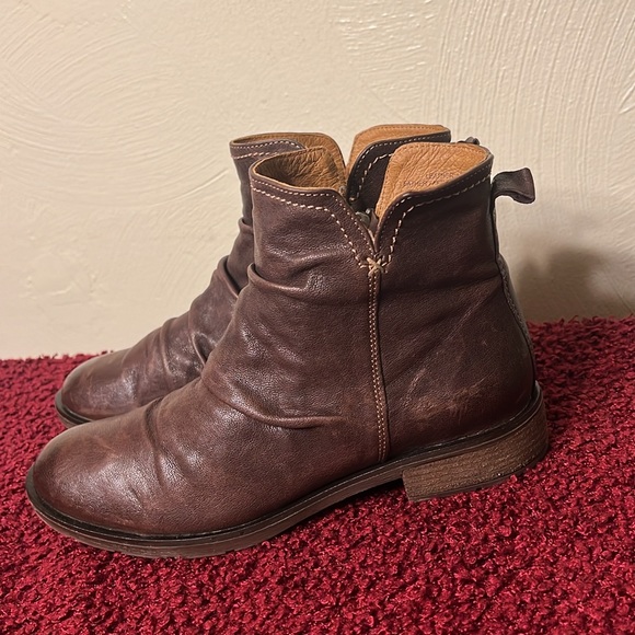 Sofft Beckie cognac boots size 9.5 Beautiful booties - Picture 6 of 17